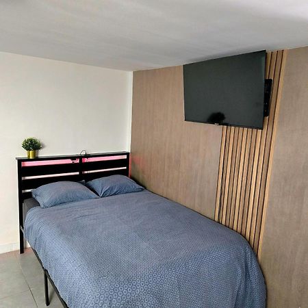 Grand Studio Cosy Proche Paris Épinay-sur-Seine Exterior foto